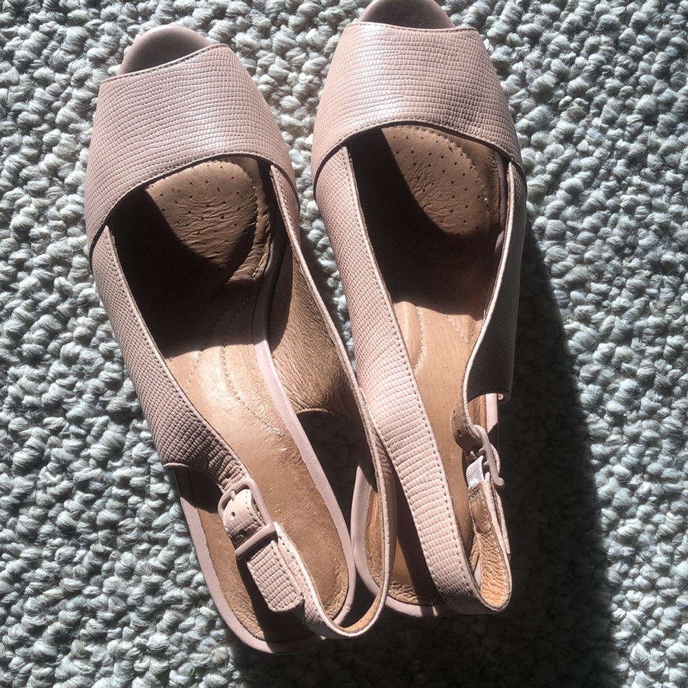 Pink peek-a-boo toed Clark heels